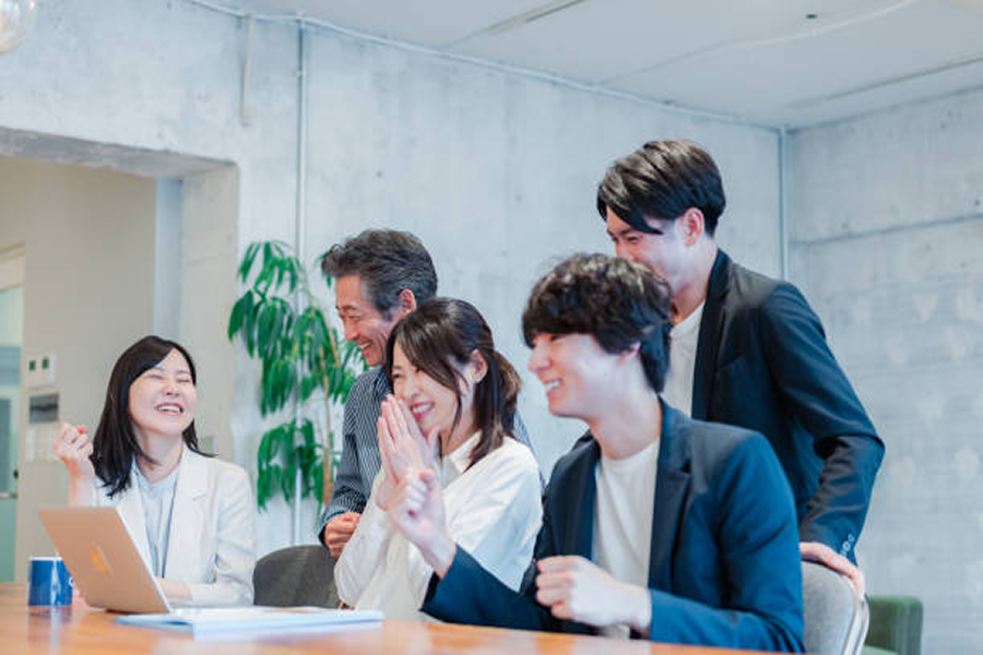 広告費半減で予約5割がSNS経由に！地域のママが殺到する整体院の“駆け込み寺”ブランディング