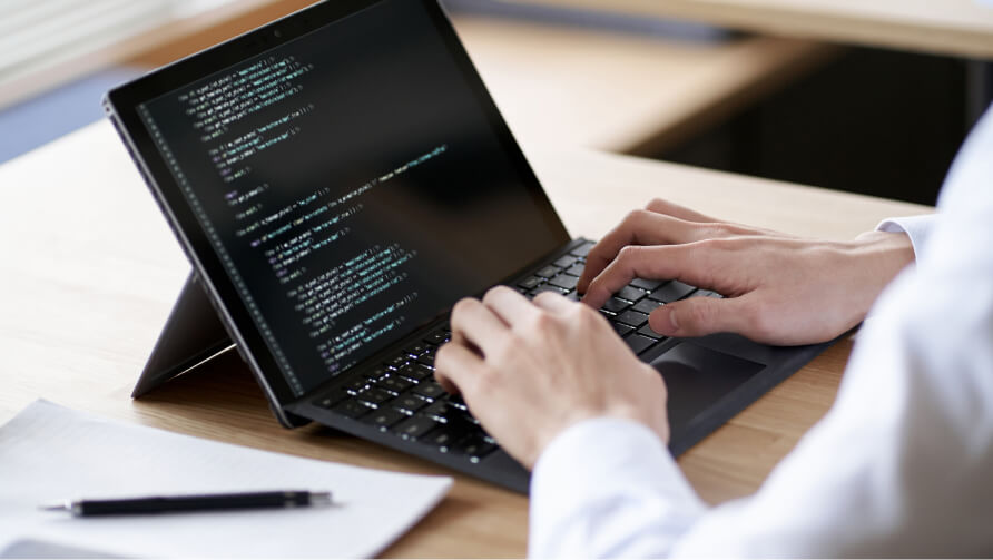 クリエイティブ制作